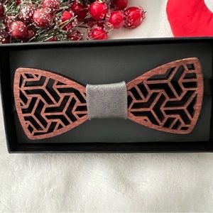 Hallow Carved Wooden Unisex Bowtie w Gift Box